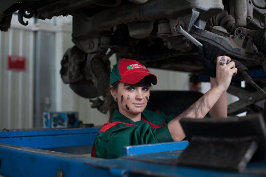 The Best Products for Maintaining Your Vehicle’s Paint